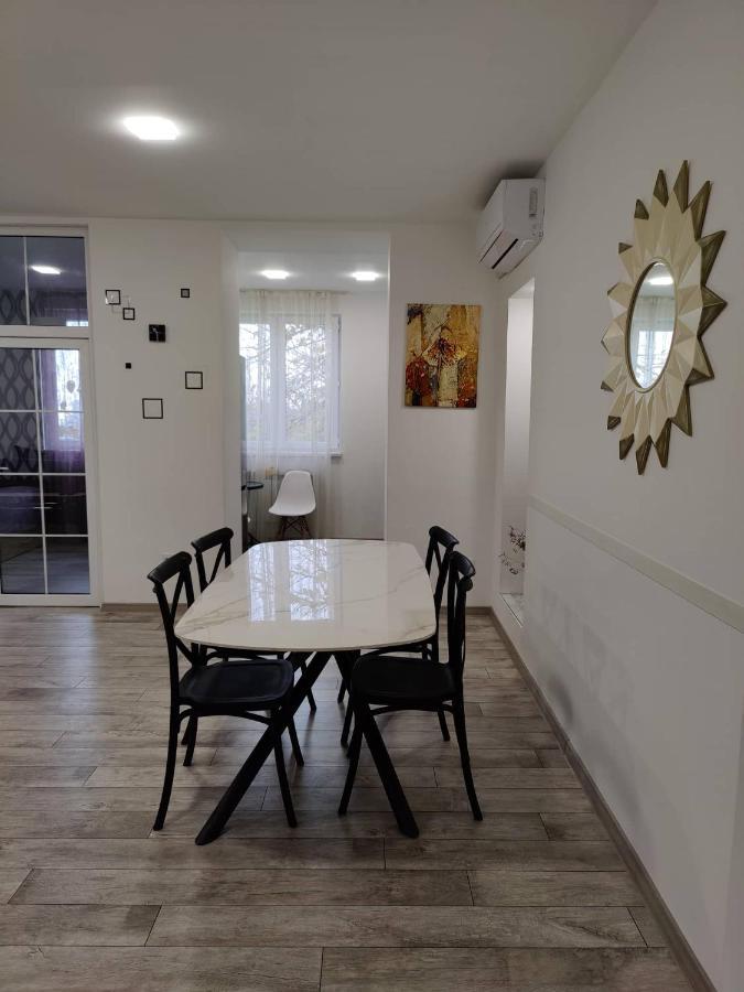 Modern Apartment In The Center With The View Of The Majestic Ararat يريفان المظهر الخارجي الصورة